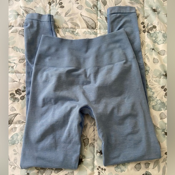 Alphalete Amplify Leggings - Picture 9 of 11